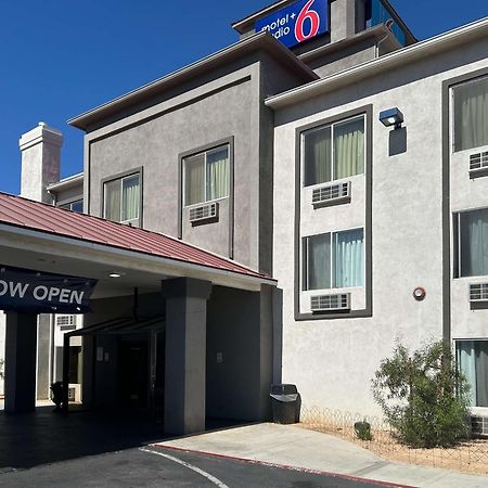Motel 6-Hesperia, Ca - West Main Street I-15 Exterior photo