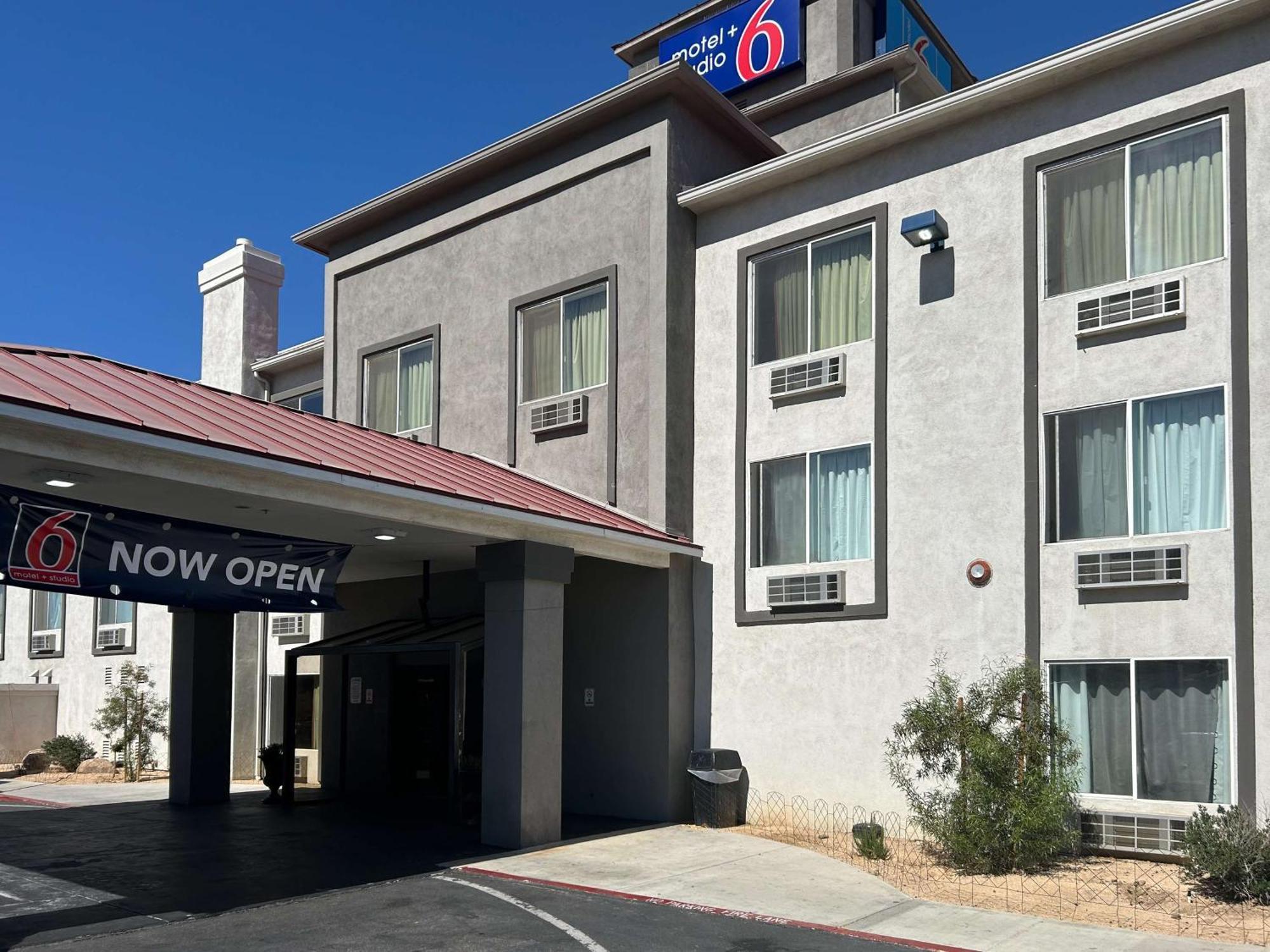 Motel 6-Hesperia, Ca - West Main Street I-15 Exterior photo